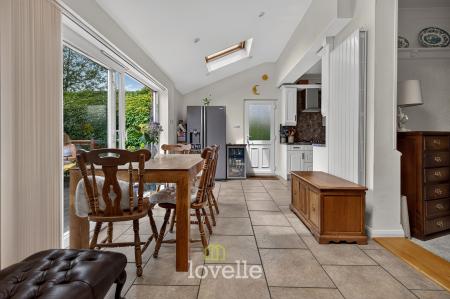 3 bedroom Semi-detached house for sale in Devonshire Avenue, Grimsby, DN32