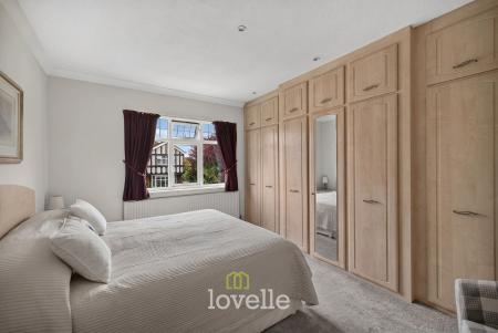 3 bedroom Semi-detached house for sale in Devonshire Avenue, Grimsby, DN32