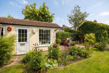 3 bedroom Semi-detached house for sale in Devonshire Avenue, Grimsby, DN32