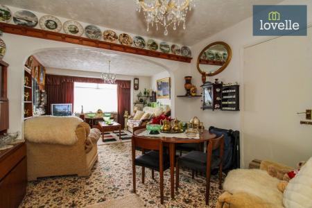 3 bedroom Detached house for sale in Coniston Avenue, Grimsby, DN33