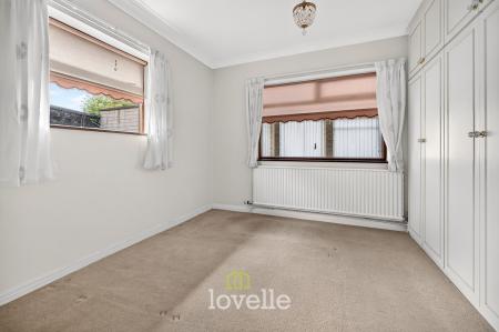 3 bedroom Detached bungalow for sale in Pelham Avenue, Grimsby, DN33
