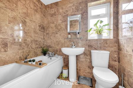 4 bedroom Detached house for sale in Defender Drive, Grimsby, DN37