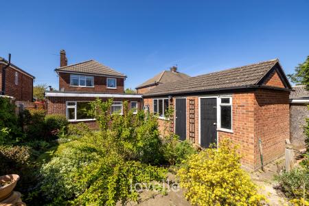 3 bedroom Detached house for sale in Eastwood Avenue, Grimsby, DN34