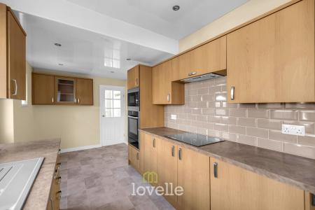 3 bedroom Detached house for sale in Eastwood Avenue, Grimsby, DN34