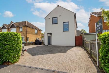 Caistor Road, Laceby, DN37