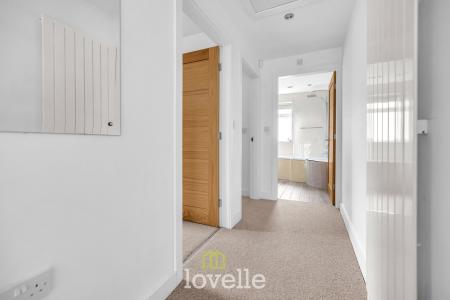 3 bedroom Detached house for sale in Caistor Road, Laceby, DN37