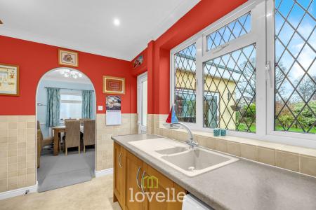 3 bedroom Detached house for sale in Ancaster Avenue, Grimsby, DN33