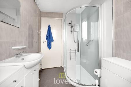 3 bedroom Semi-detached house for sale in Atkinsons Lane, Waltham, DN37