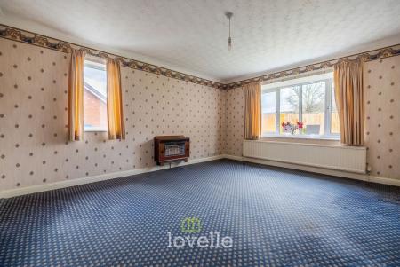 3 bedroom Bungalow for sale in Fortuna Way, Grimsby, DN37