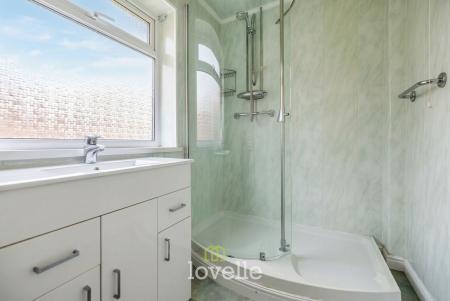 3 bedroom Bungalow for sale in Fortuna Way, Grimsby, DN37
