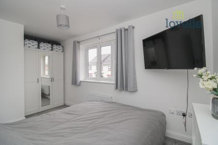 3 bedroom Semi-detached house for sale in Daisy Drive, Laceby, DN37