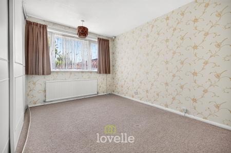3 bedroom Semi-detached bungalow for sale in Holton Mount, Holton-Le-Clay, DN36