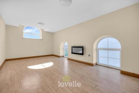 3 bedroom Semi-detached house for sale in Chapel Road, Habrough, DN40
