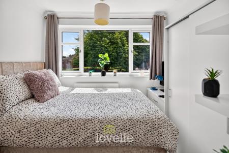 3 bedroom Semi-detached house for sale in Ancaster Avenue, Grimsby, DN33