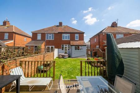 3 bedroom Semi-detached house for sale in Shaftesbury Avenue, Grimsby, DN34