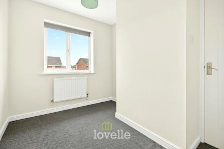 3 bedroom Semi-detached house for sale in Buckingham Grove, Scartho Top, DN33