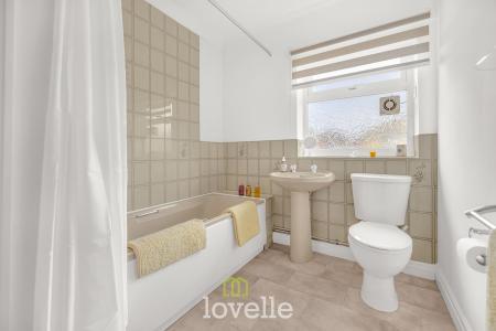 2 bedroom Flat for sale in St. James Court, Grimsby, DN34