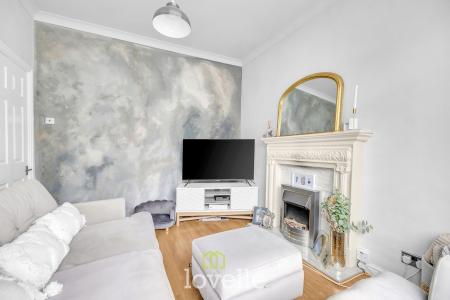 2 bedroom Terraced House for sale in Fairmont Road, Grimsby, DN32