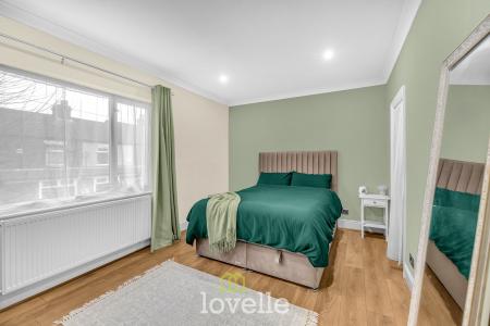 2 bedroom Terraced House for sale in Fairmont Road, Grimsby, DN32