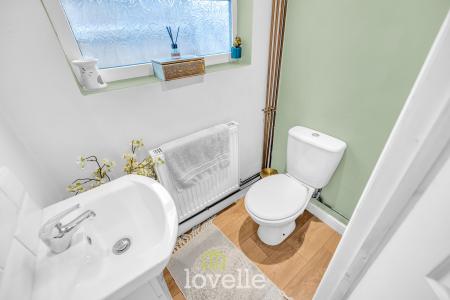 2 bedroom Terraced House for sale in Fairmont Road, Grimsby, DN32