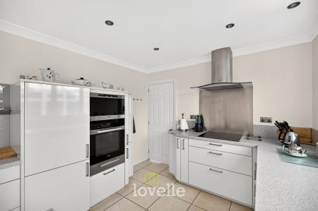 4 bedroom Detached house for sale in Augusta Oaks, Grimsby, DN34