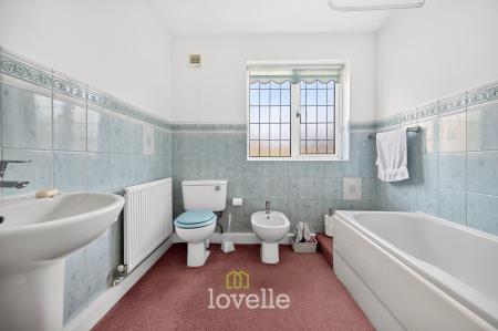 4 bedroom Detached house for sale in Augusta Oaks, Grimsby, DN34