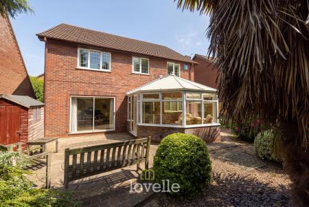 4 bedroom Detached house for sale in Augusta Oaks, Grimsby, DN34
