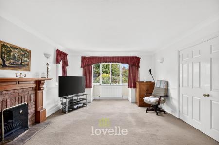 4 bedroom Detached house for sale in Augusta Oaks, Grimsby, DN34