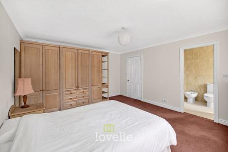 4 bedroom Detached house for sale in Augusta Oaks, Grimsby, DN34