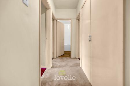 2 bedroom Flat for sale in Bargate, Grimsby, DN34