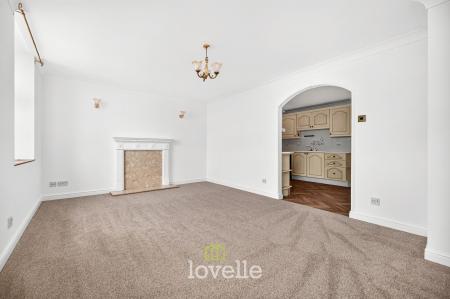 1 bedroom Flat for sale in Victoria Street, Grimsby, DN31