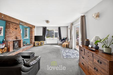 3 bedroom Detached bungalow for sale in Sterling Crescent, Waltham, DN37