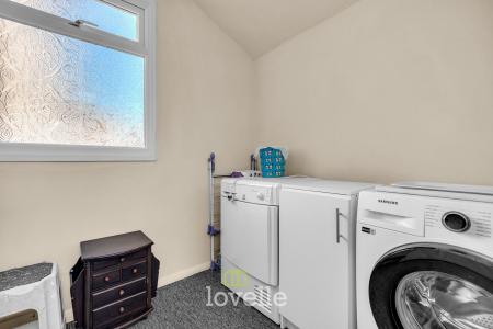 3 bedroom Terraced House for sale in Buttermere Way, Grimsby, DN32