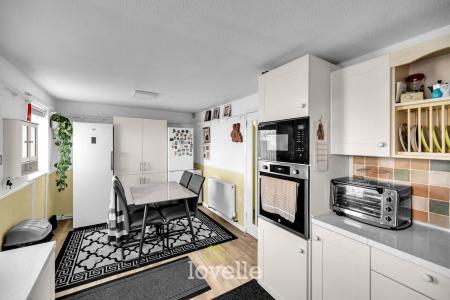 3 bedroom Terraced House for sale in Buttermere Way, Grimsby, DN32