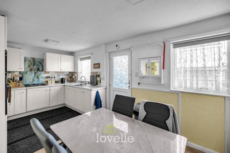 3 bedroom Terraced House for sale in Buttermere Way, Grimsby, DN32