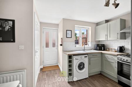 2 bedroom Semi-detached house for sale in Pennistone Place, Scartho Top, DN33