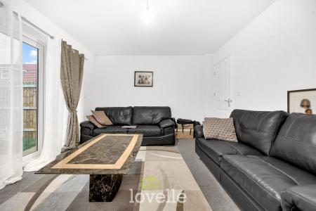 3 bedroom Semi-detached house for sale in Allerton Way, Immingham, DN40