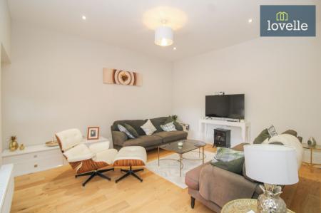 2 bedroom Flat for sale in Welholme Avenue, Grimsby, DN32