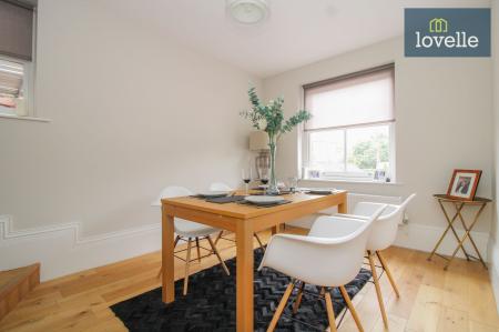 2 bedroom Flat for sale in Welholme Avenue, Grimsby, DN32