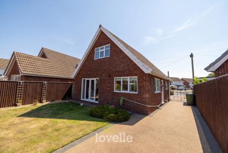 3 bedroom Detached house for sale in Waby Close, Grimsby, DN37