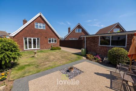 3 bedroom Detached house for sale in Waby Close, Grimsby, DN37