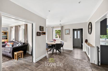 3 bedroom Detached bungalow for sale in Templemans Lane, North Thoresby, DN36