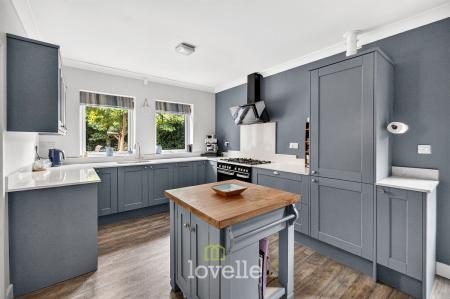 3 bedroom Detached bungalow for sale in Templemans Lane, North Thoresby, DN36