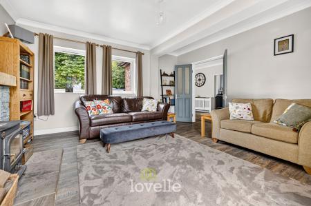 3 bedroom Detached bungalow for sale in Templemans Lane, North Thoresby, DN36