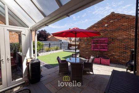 4 bedroom Detached house for sale in Fenwick Road, Scartho Top, DN33