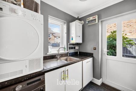 4 bedroom Detached house for sale in Fenwick Road, Scartho Top, DN33