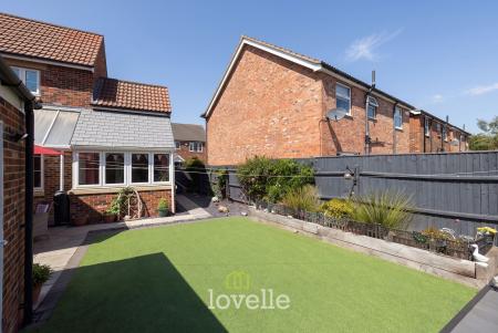 4 bedroom Detached house for sale in Fenwick Road, Scartho Top, DN33