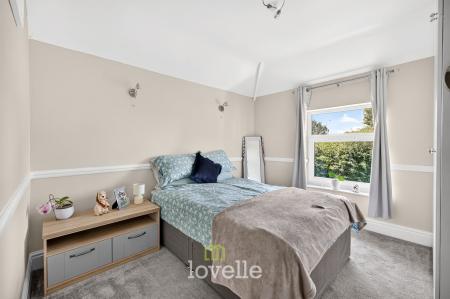4 bedroom Detached house for sale in Station Road, Stallingborough, DN41