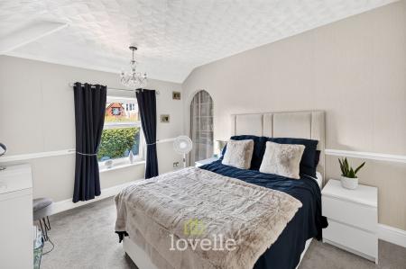 4 bedroom Detached house for sale in Station Road, Stallingborough, DN41