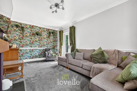 4 bedroom Detached house for sale in Station Road, Stallingborough, DN41